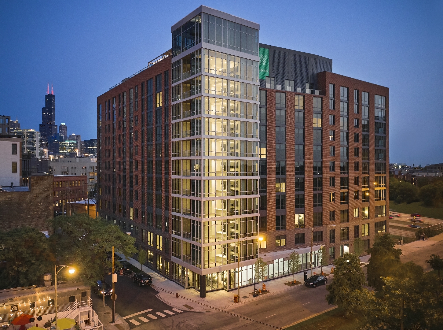 Chicago Condo: 740 North Aberdeen St