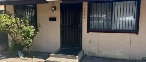 Reno Condo: 1525 Stardust St