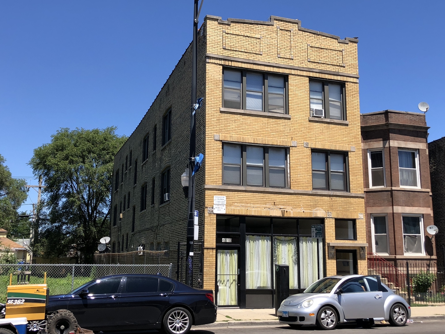 Chicago Condo: 4810 West Armitage Ave