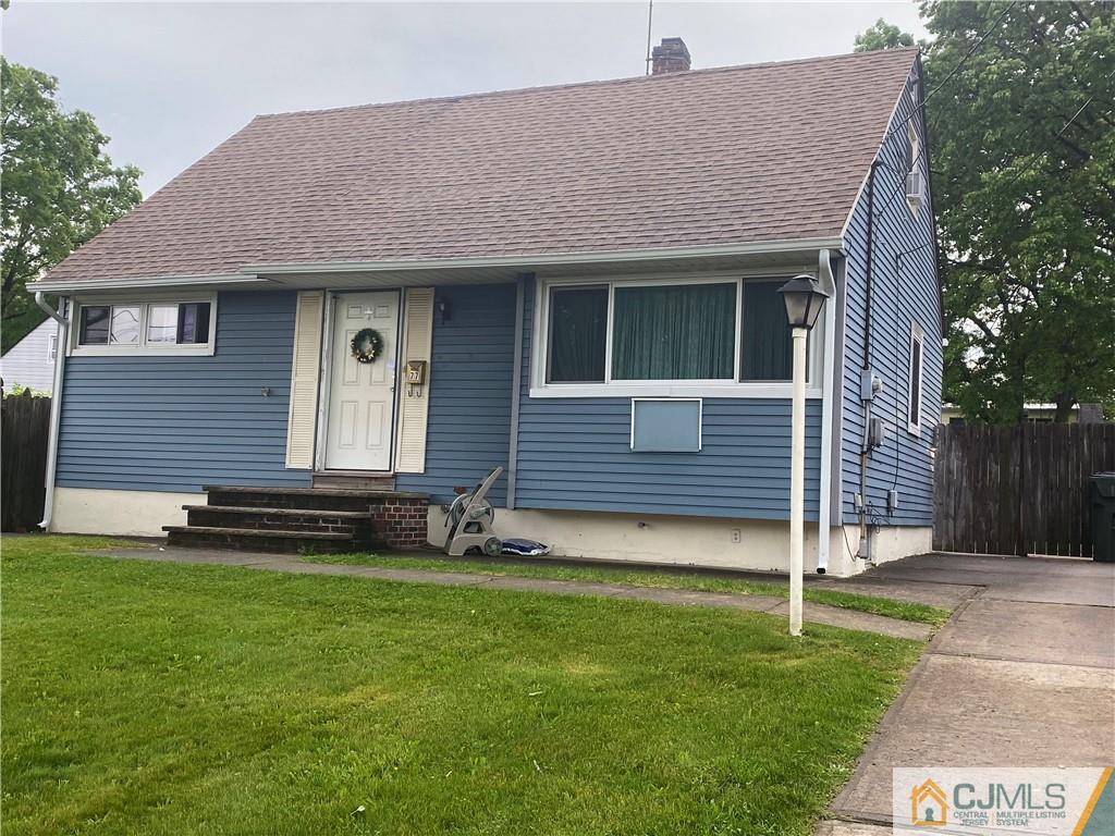 Iselin Condo: 77 Plymouth Dr