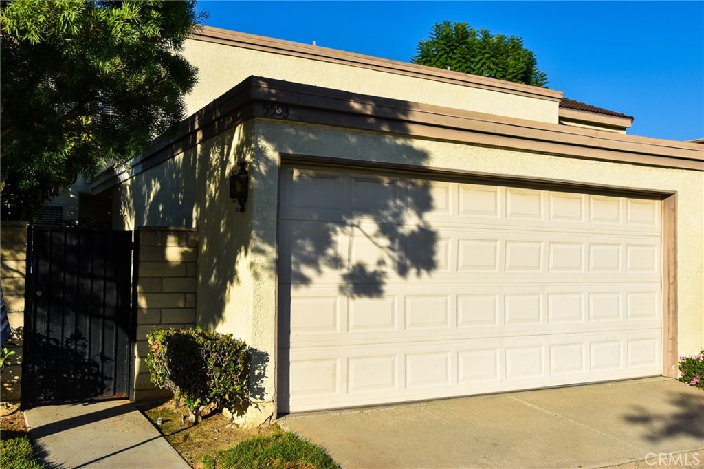 Anaheim Condo: 5593 East Vista Del Rio
