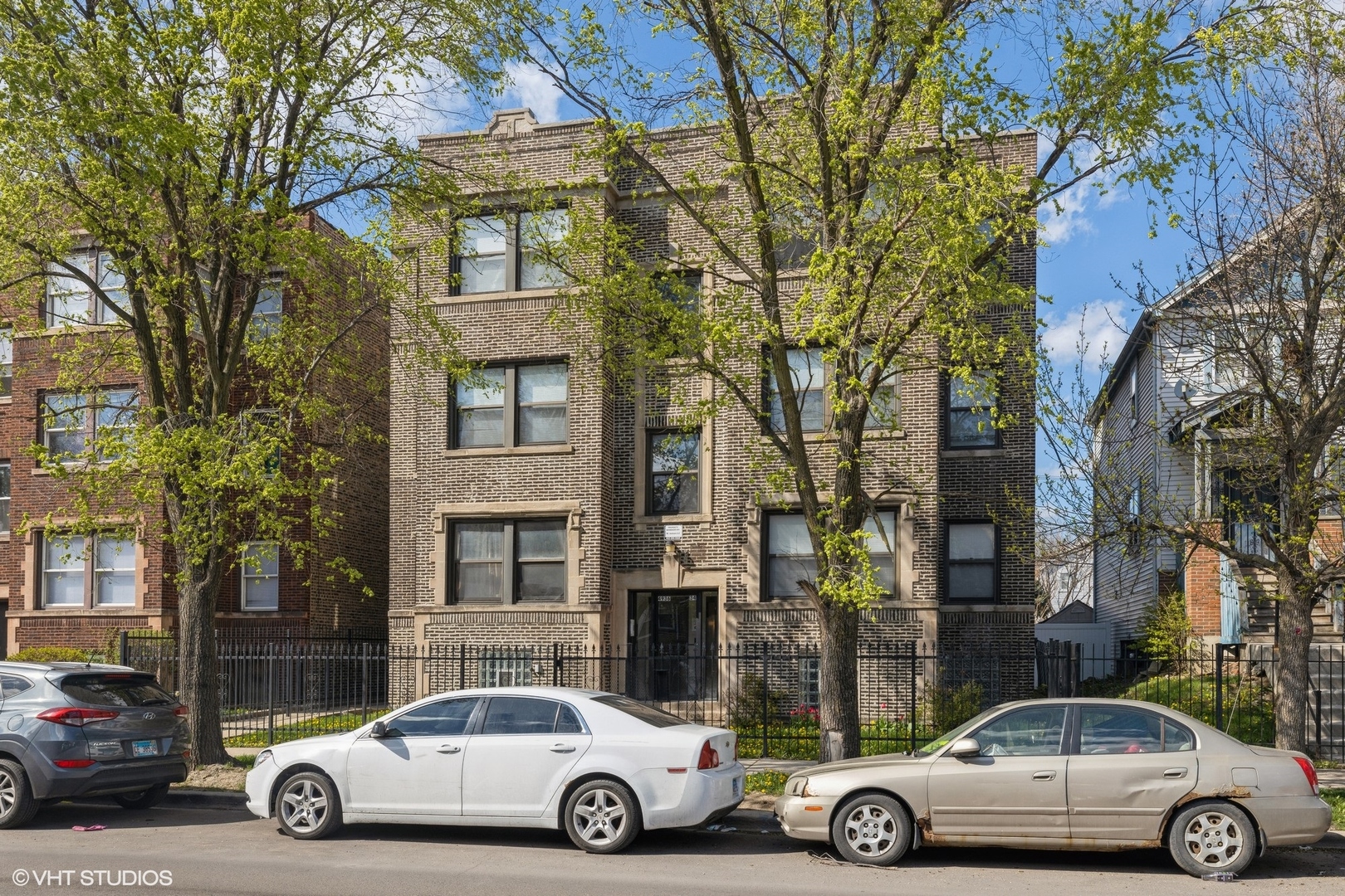 Chicago Condo: 4934 West Jackson Blvd