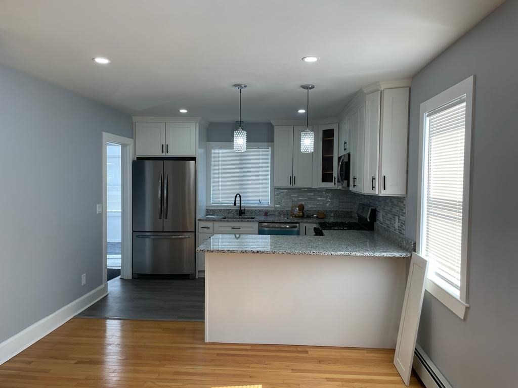 Bridgewater Condo: 184 Spring St
