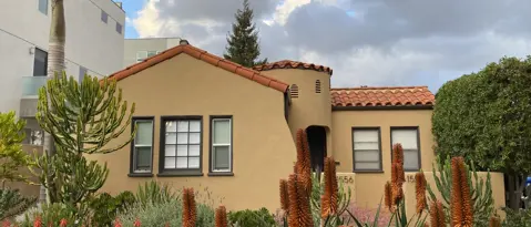 Los Angeles Condo: 1558 S Carmelina Ave