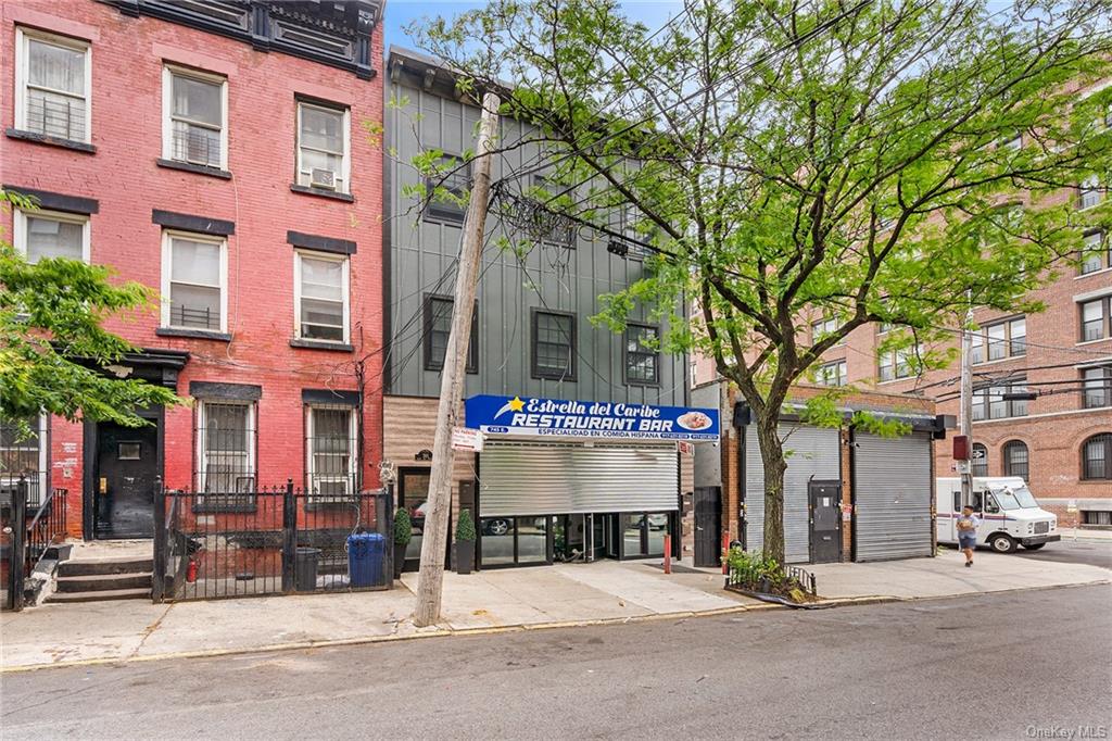 Bronx Condo: 745 E 136th St