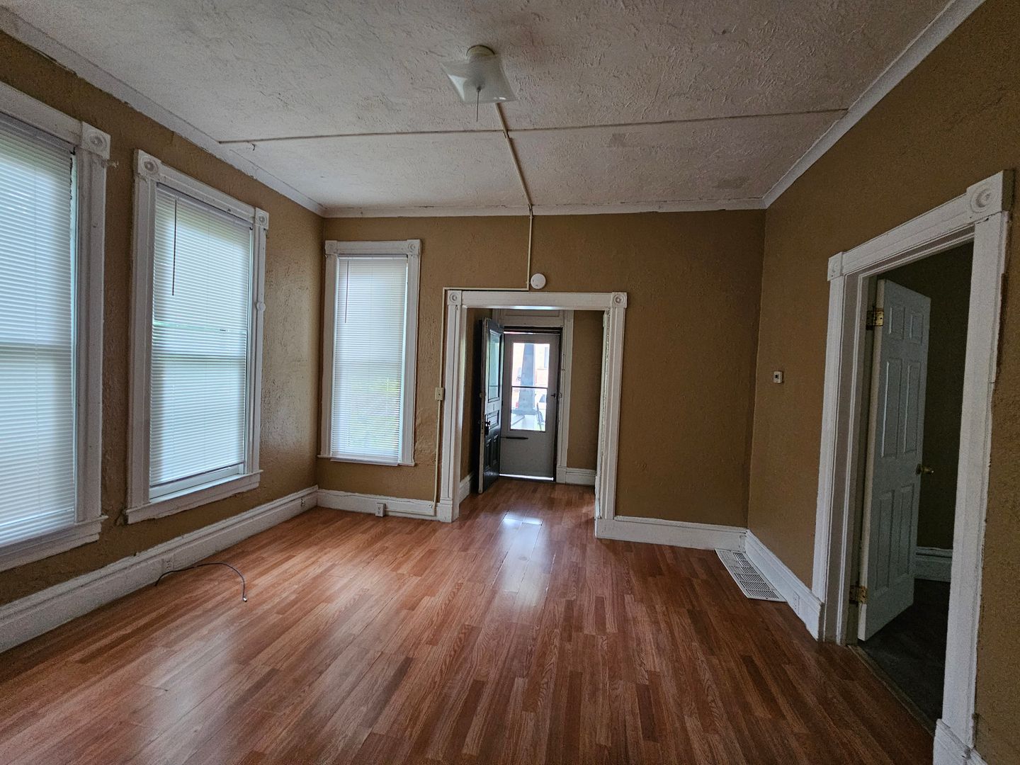 Peoria Condo: 1812 NE Monroe St