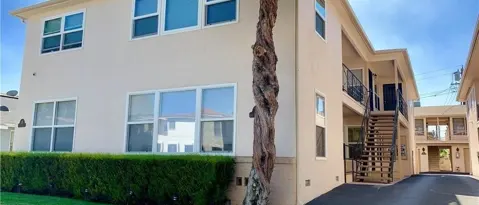 Alhambra Condo: 107 N 1st St