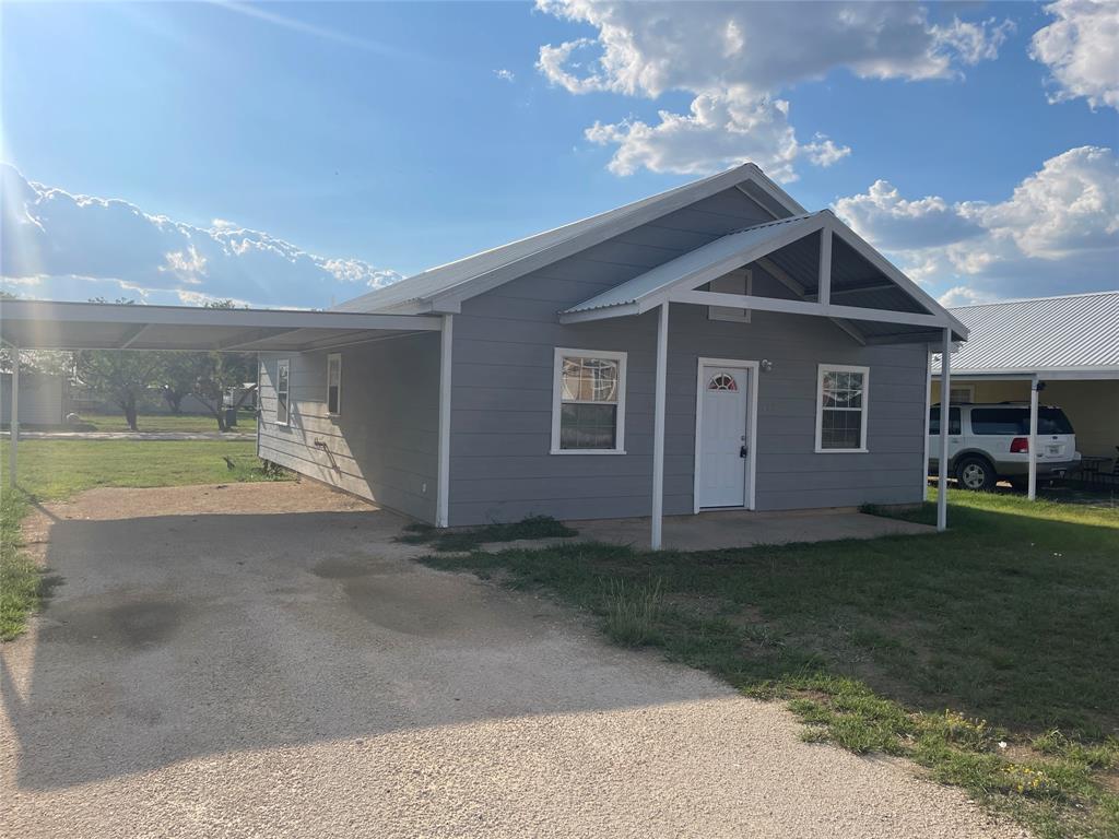 Clyde Condo: 430 Sparrow Ln
