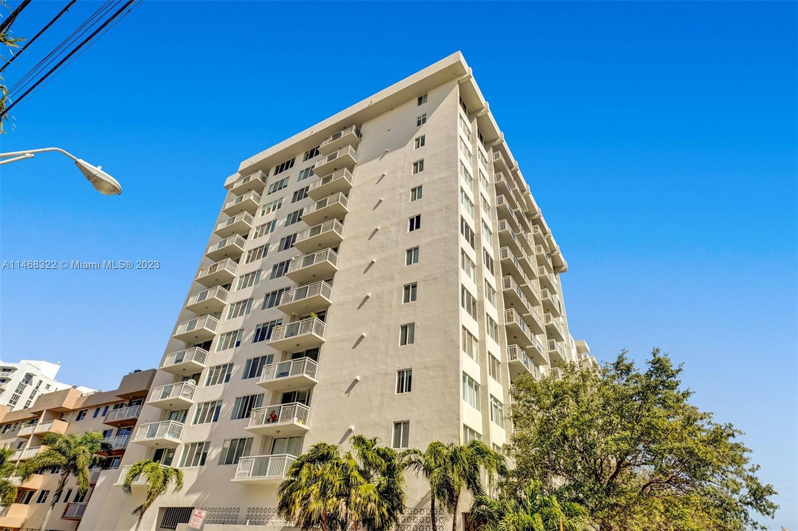 Miami Beach Condo: 1345 Lincoln Rd