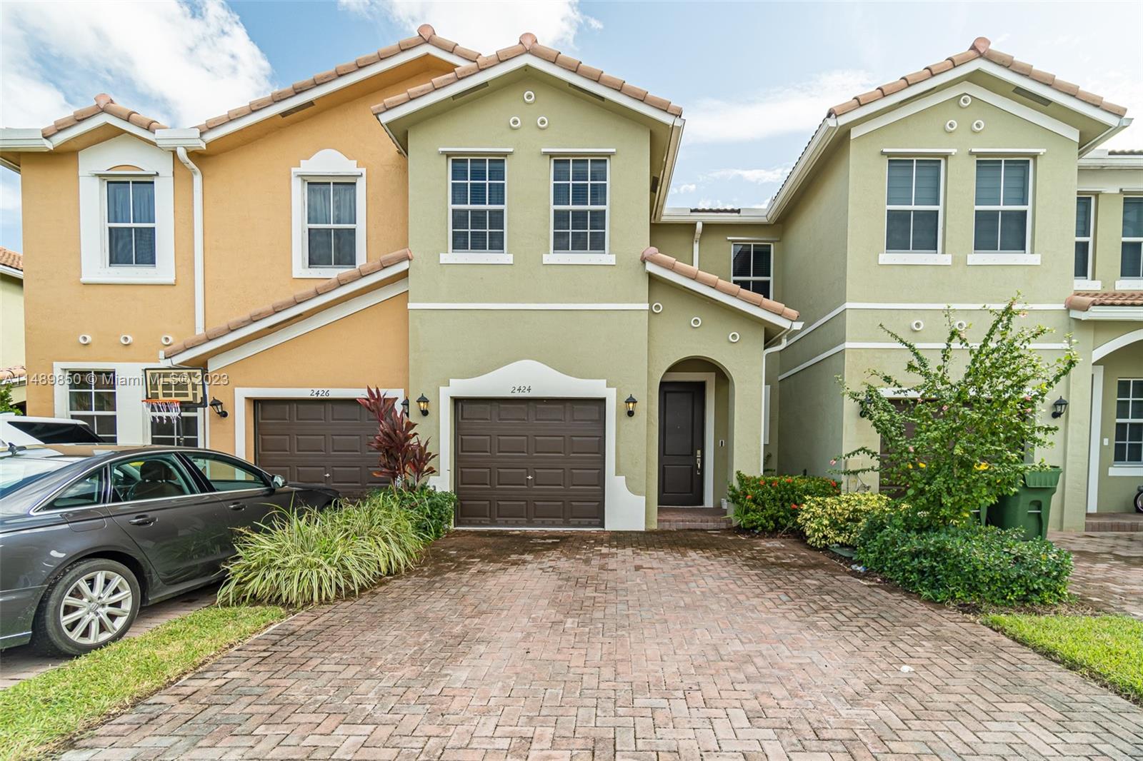 Homestead Condo: 2424 Southeast 15th St