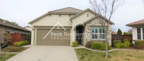Roseville Condo: 109 Enzie Ct