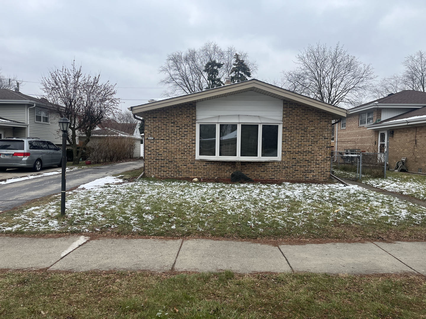Morton Grove Condo: 5535 Oakton St