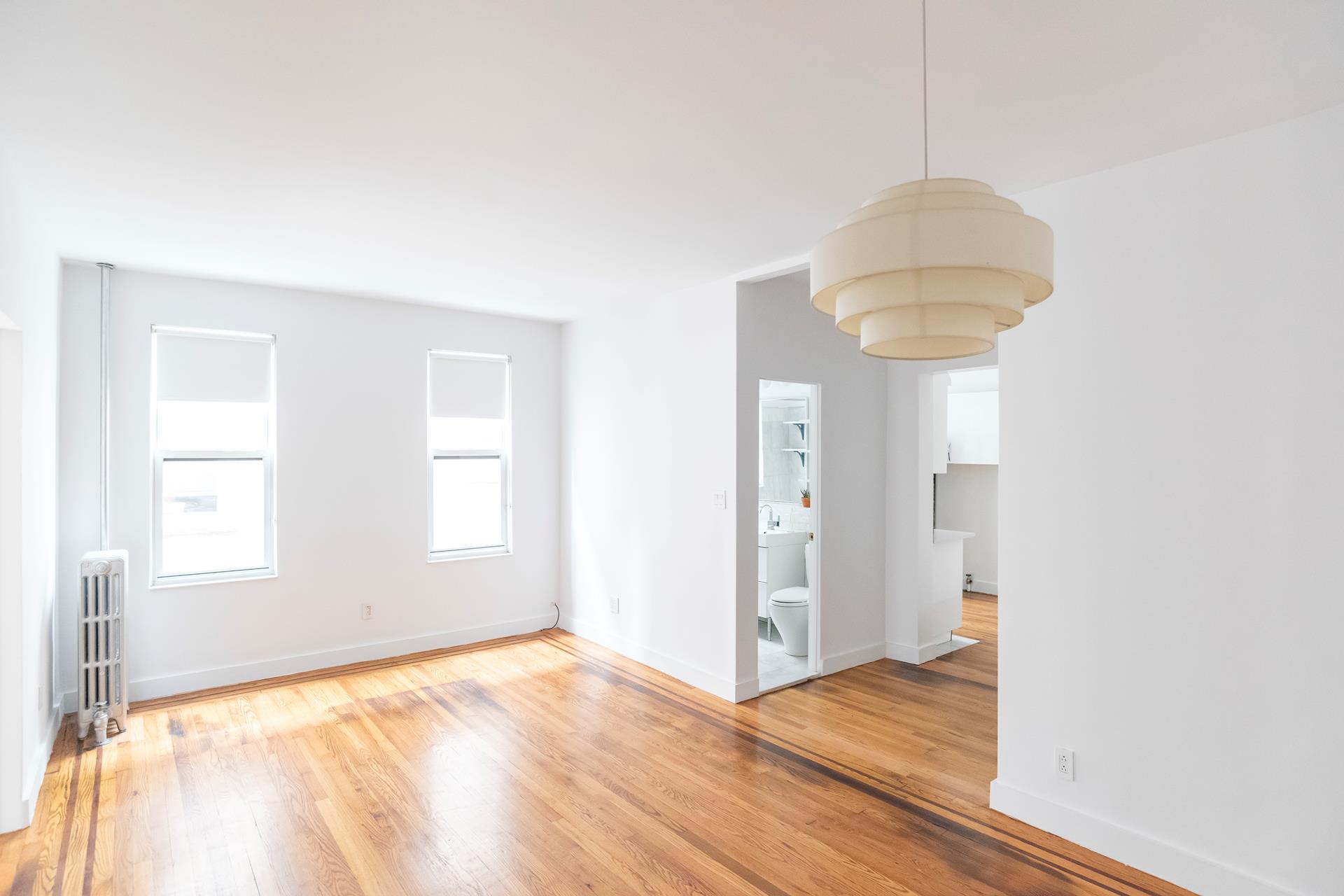 Queens Condo: 48th St