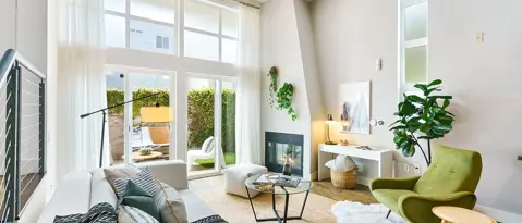 Santa Moni Condo: 1228 21st St
