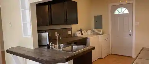 Springfield Condo: 2305 S Martin Luther King Jr Dr
