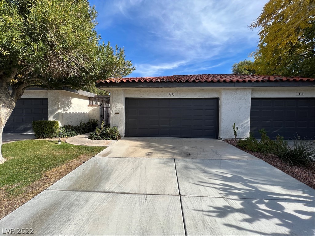 Las Vegas Condo: 3452 Pino Cir