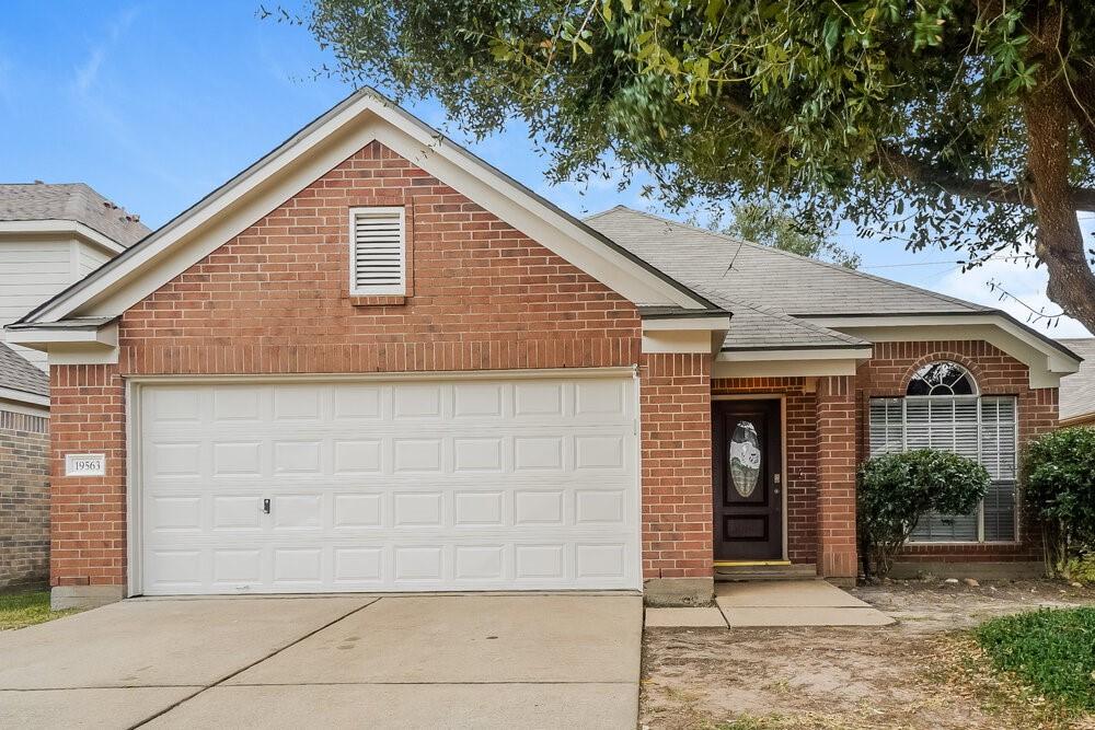 Houston Condo: 19563 Maywood Fls Cir