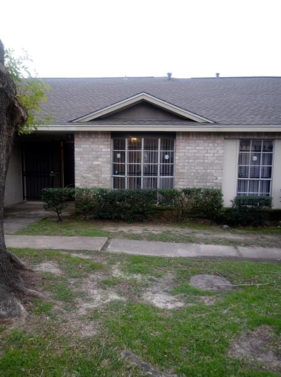 Houston Condo: 12728 Bexley Dr