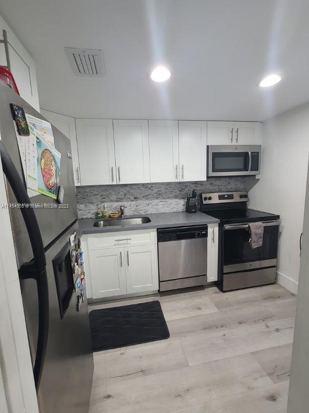 Lauderhill Condo: 3750 Inverrary Dr