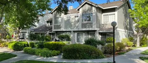 Dublin Condo: 7425 Oxford Cir