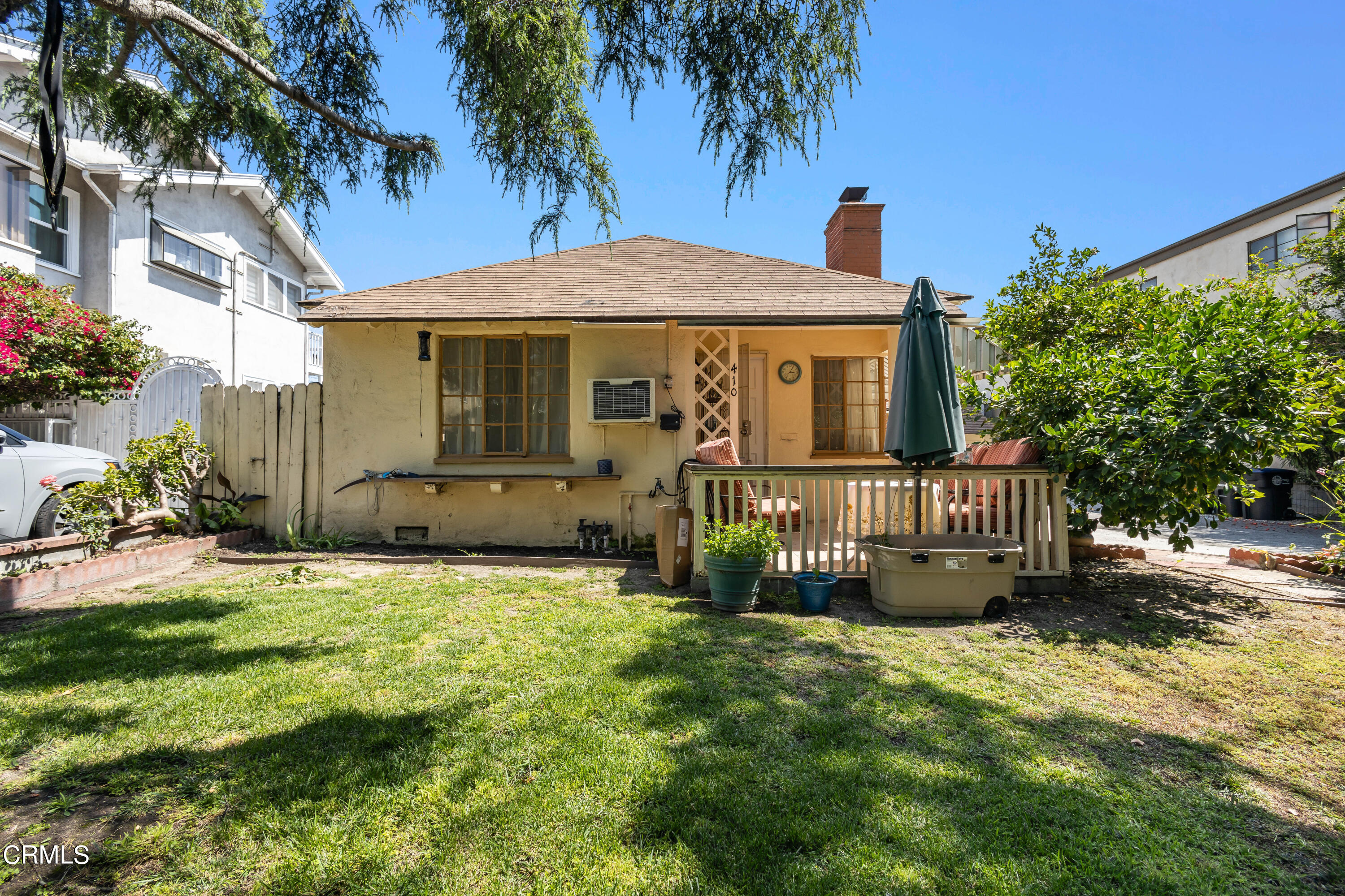 Glendale Condo: 412 Pioneer Dr