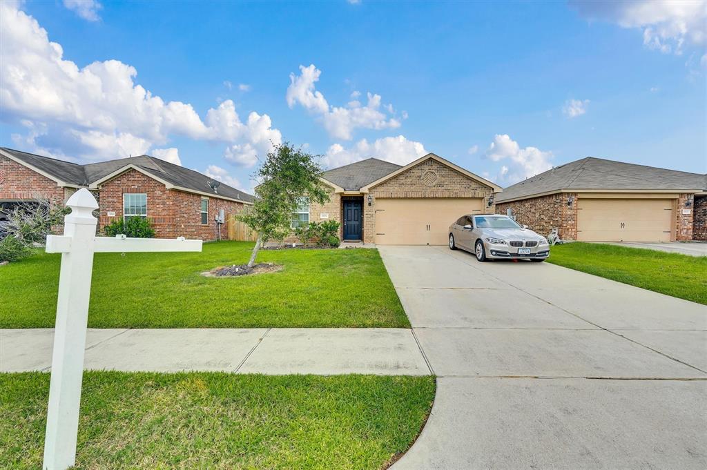Rosharon Condo: 9806 Steelknot Ln