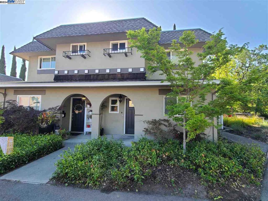 Pleasanton Condo: 749 Palomino Dr