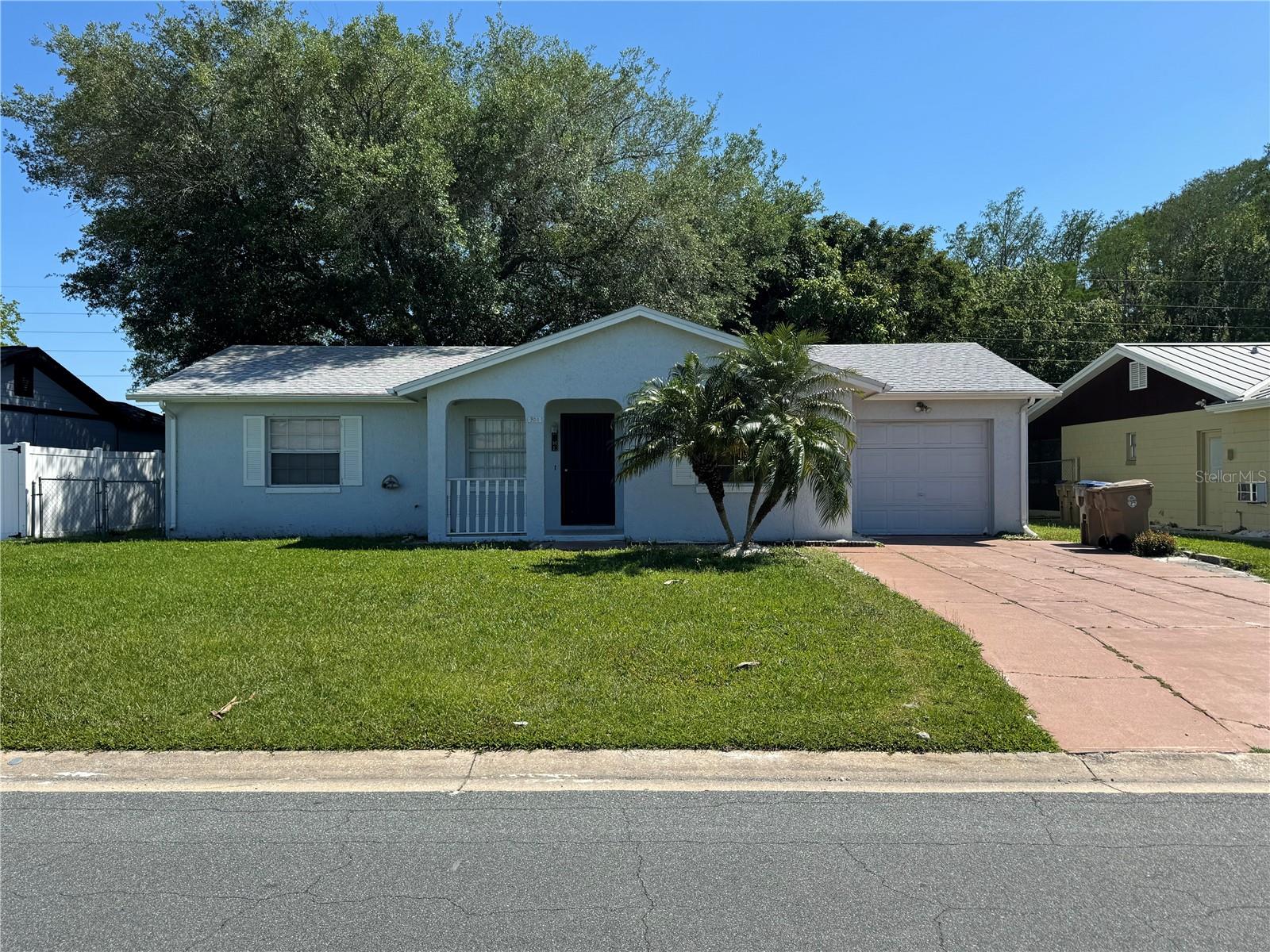 Kissimmee Condo: 236 La Paz Dr