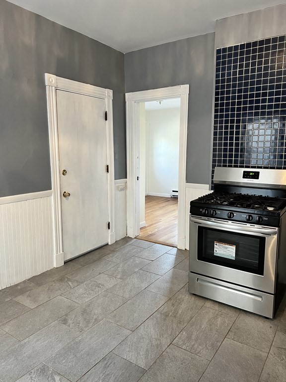 Dorchester Condo: 42 Barry St Apt 2