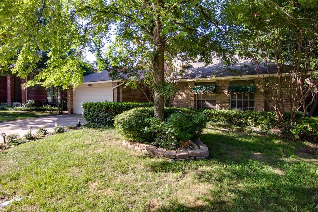 Arlington Condo: 7022 Escondido Dr