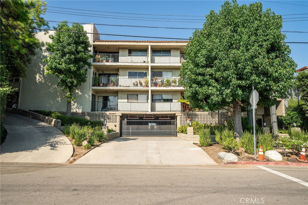 Los Angeles Condo: 2929 Waverly Dr
