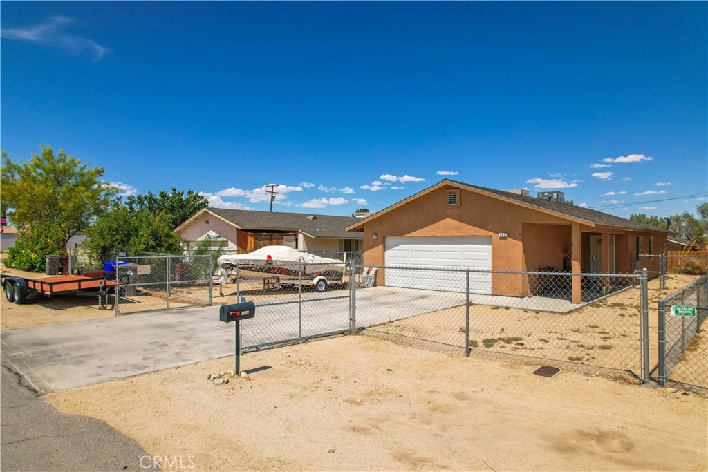 Twentynine Palms Condo: 6627 Smoketree Ave
