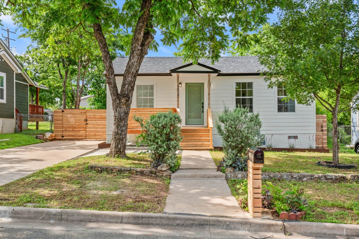 Austin Condo: 2937 Higgins St