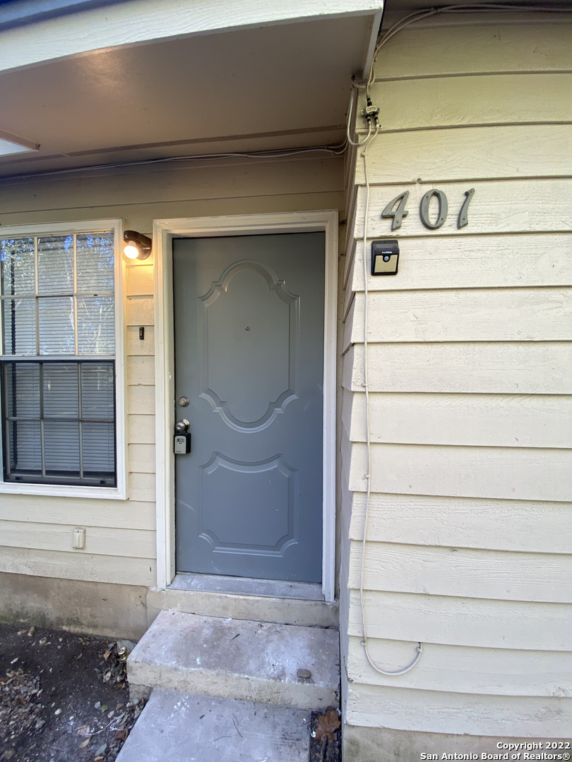 San Antonio Condo: 844 East Sunshine Dr
