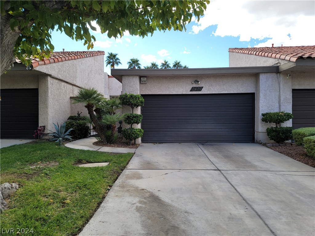 Las Vegas Condo: 2427 Domingo St