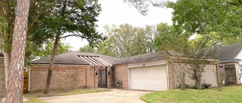 Houston Condo: 1103 Forest Home Dr