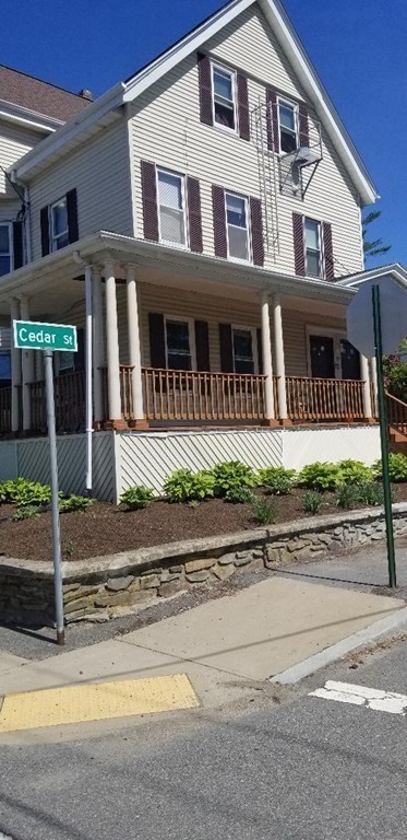 Taunton Condo: 72 Cedar St