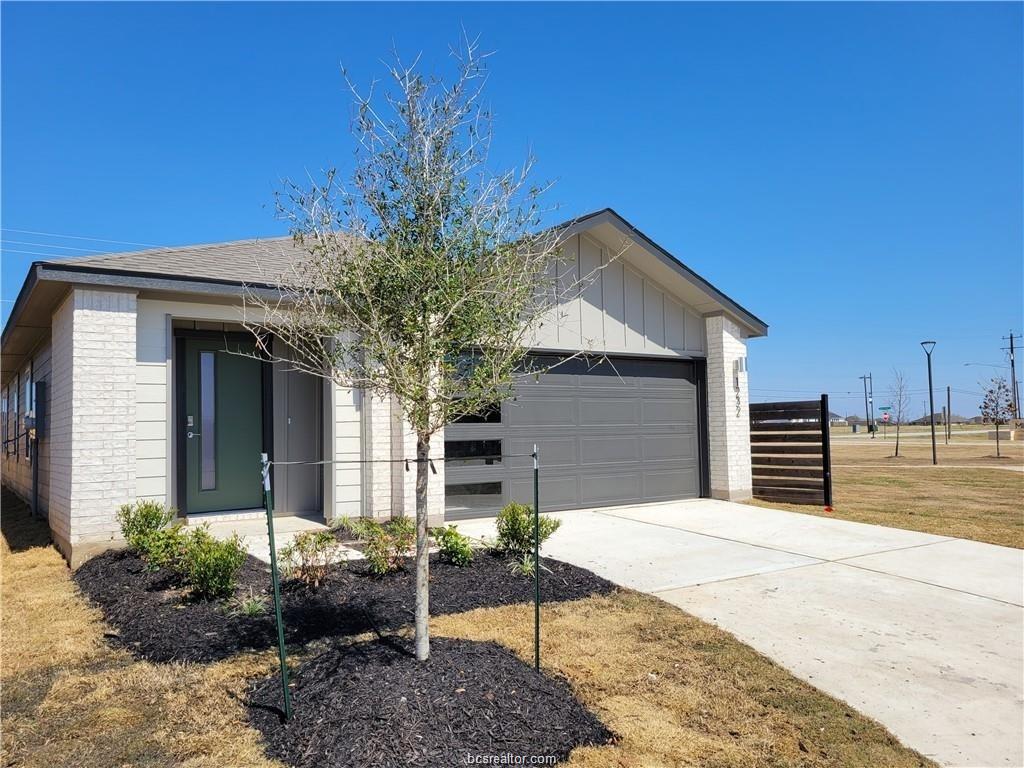 College Station Condo: 1232 Amistad Loop