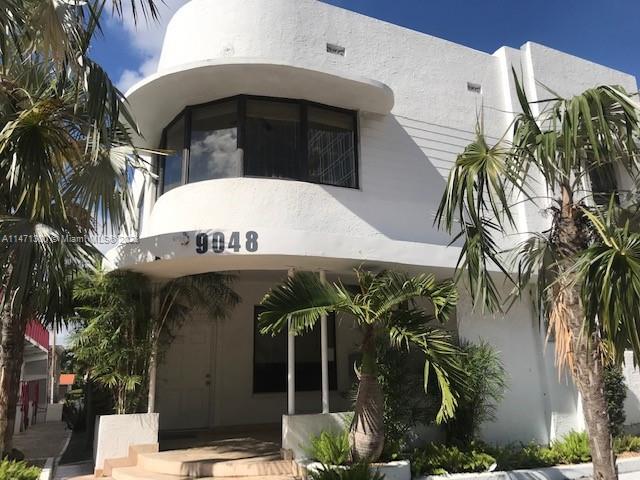 Surfside Condo: 9048 Collins Ave