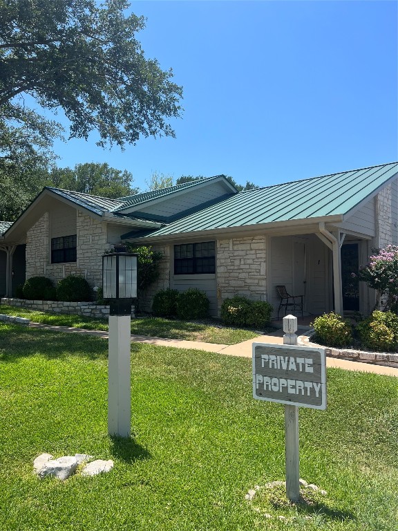 Horseshoe Bay Condo: 300 Poker Chip