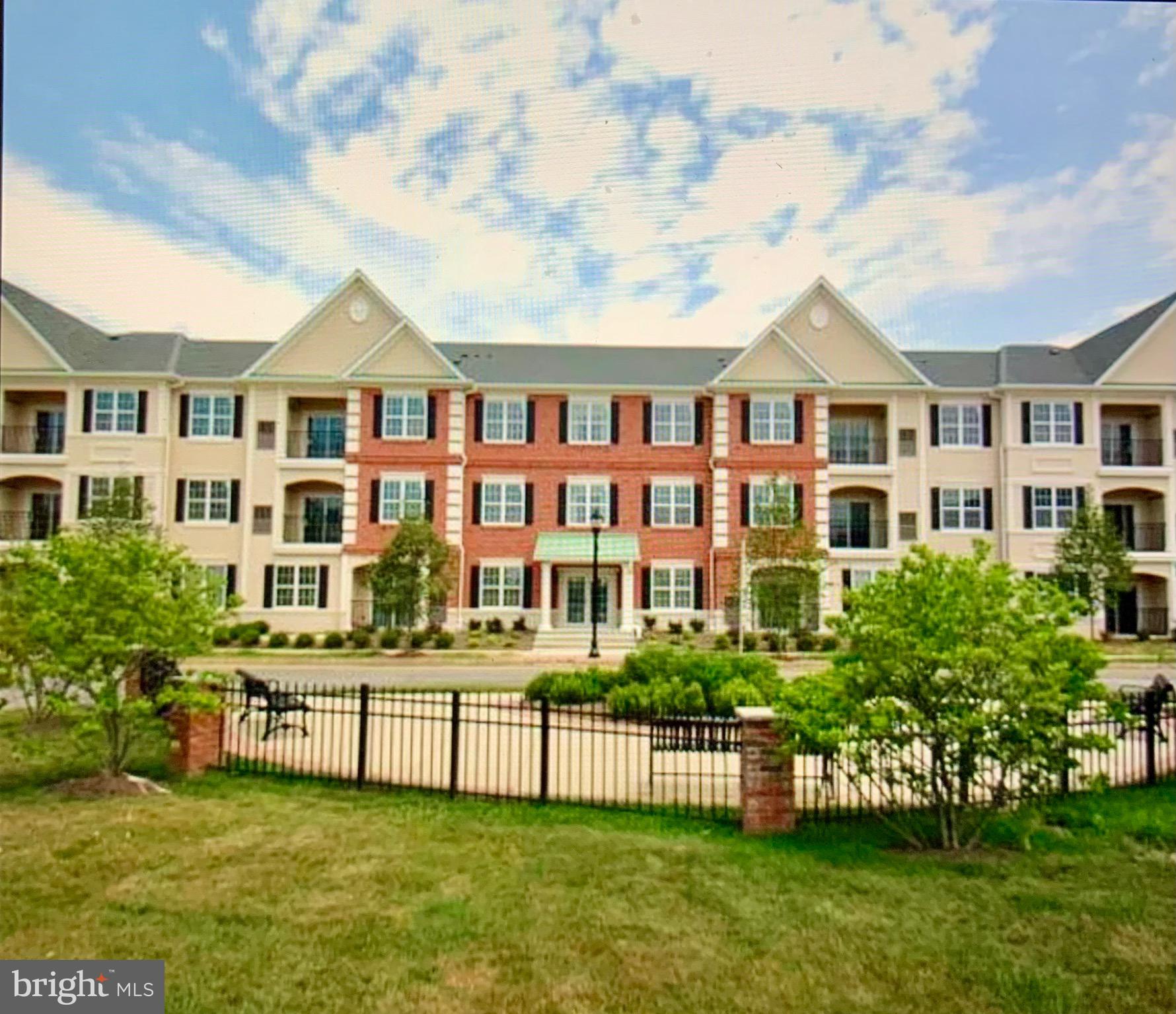 Eastampton Condo: 102 Star Dr