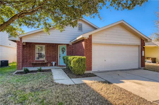 Elgin Condo: 17925 Honey Locust Ln