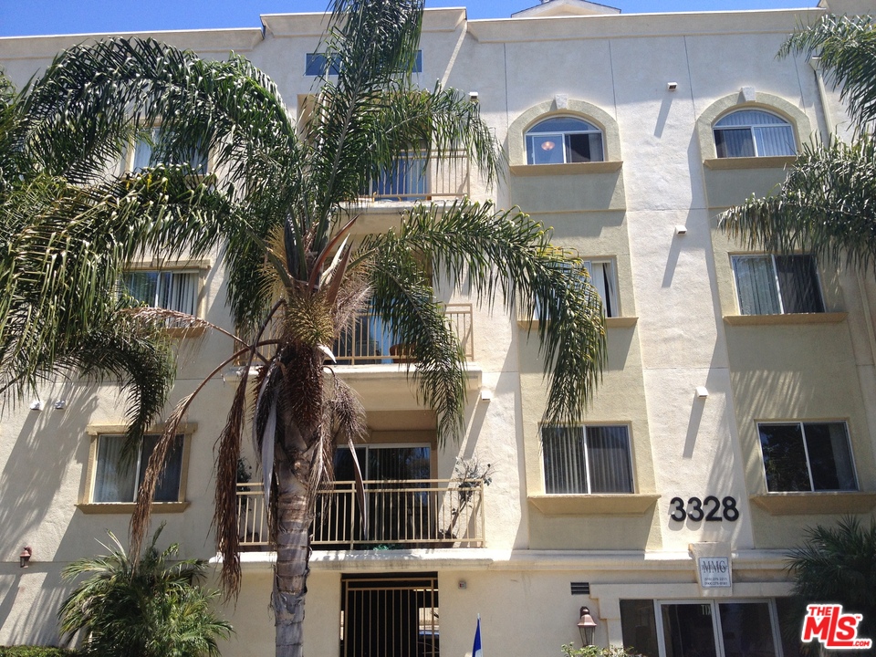 Los Angeles Condo: 3328 Oakhurst Ave