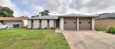 Corpus Christi Condo: 7441 Milky Way Dr