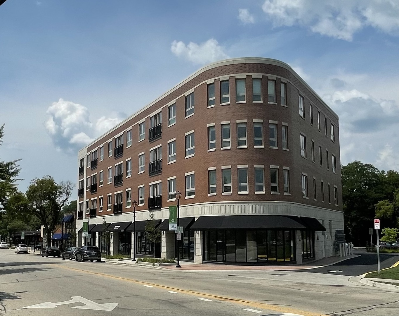 Highland Park Condo: 555 Roger Williams Ave