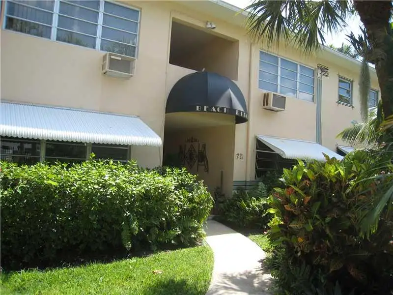 Fort Lauderdale Condo: 508 Antioch Ave