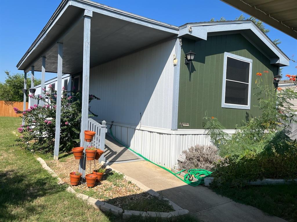 FORT WORTH Condo: 11009 PENINSULA LN