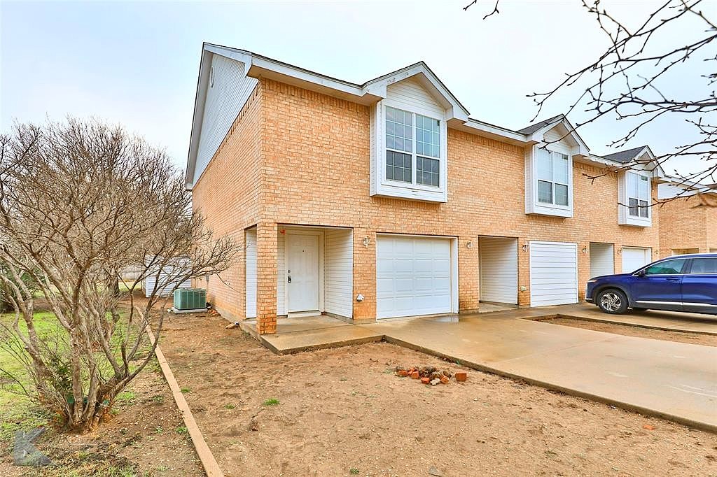 Abilene Condo: 2425 Church St
