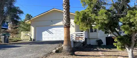 Los Osos Condo: 1297 18th St