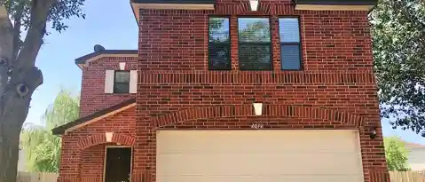 Georgetown Condo: 2012 Olin Cv